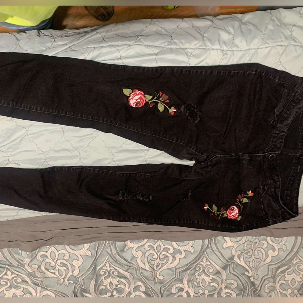 Black rose jeans